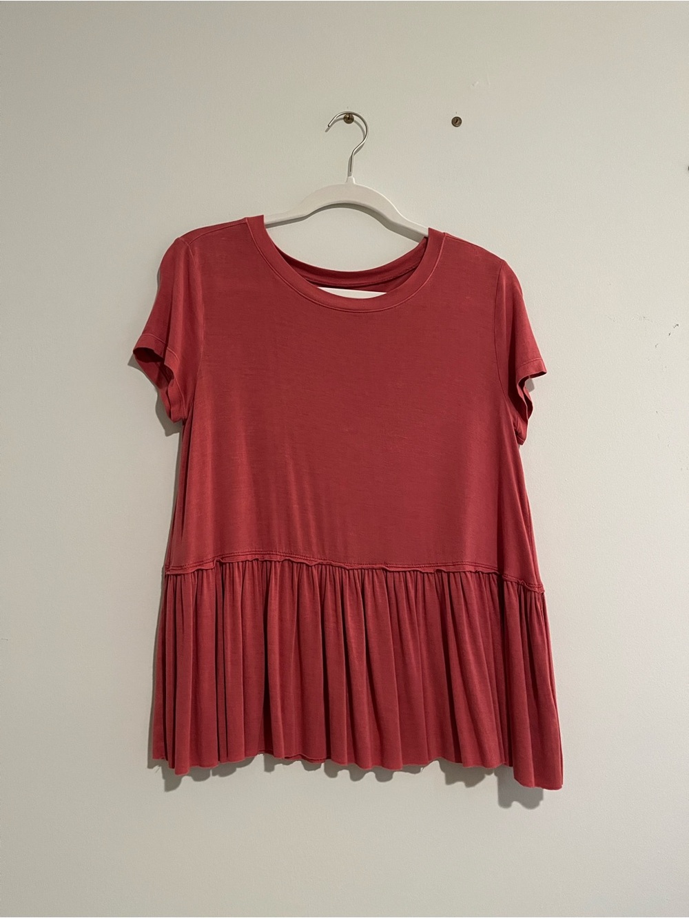 Mossimo Supply Co. Short Sleeve Peplum Top in Rose
